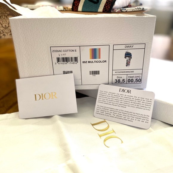 Authentic DIOR Sandals - Picture 5 of 8